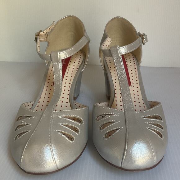 Vintage Style T-Strap Block Heel Silver Shoes Size 6.5 But Another Innocent Tale - Picture 5 of 10